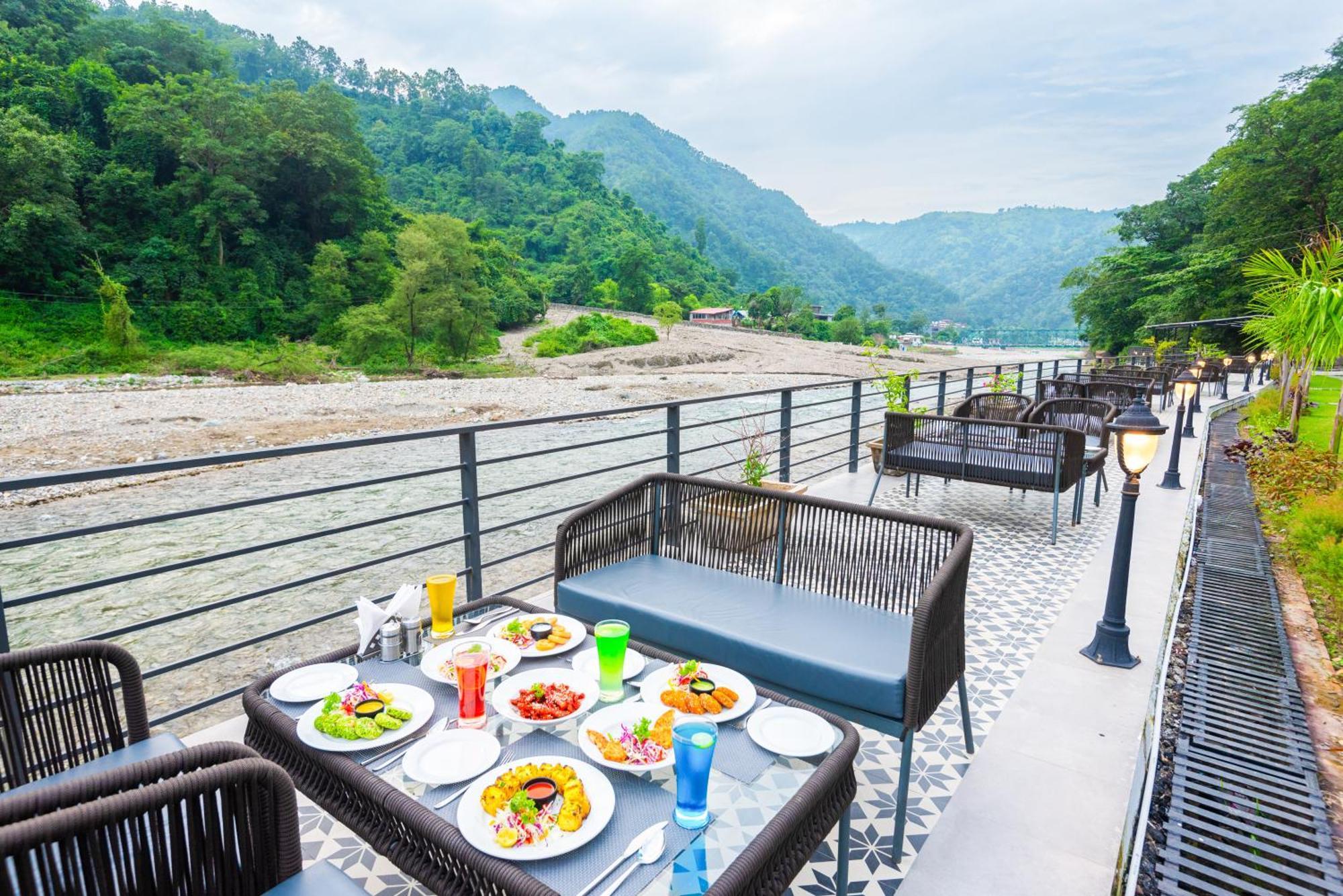 Dls Divine River Resort And Spa, Rishīkesh Zewnętrze zdjęcie