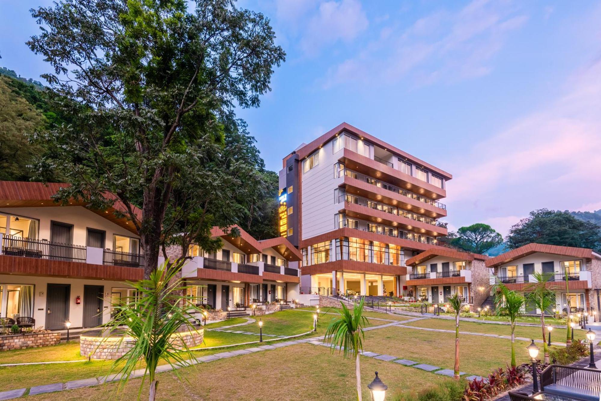 Dls Divine River Resort And Spa, Rishīkesh Zewnętrze zdjęcie