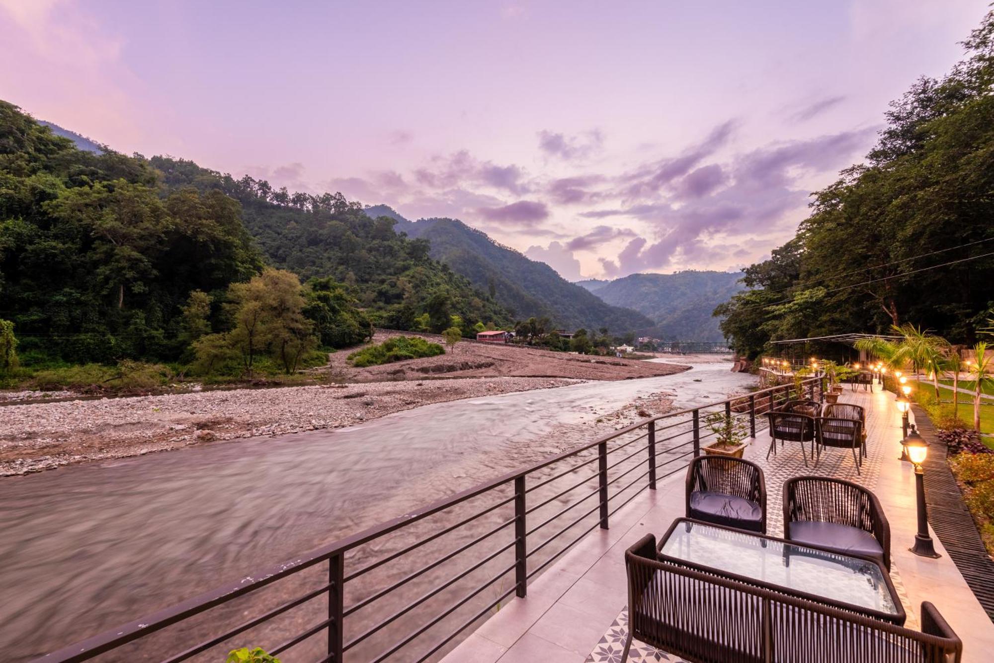 Dls Divine River Resort And Spa, Rishīkesh Zewnętrze zdjęcie