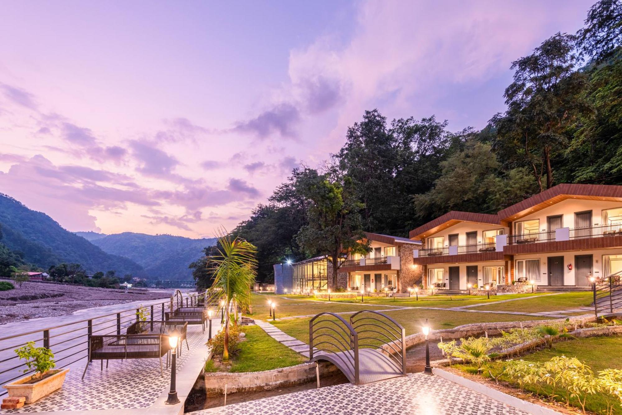 Dls Divine River Resort And Spa, Rishīkesh Zewnętrze zdjęcie