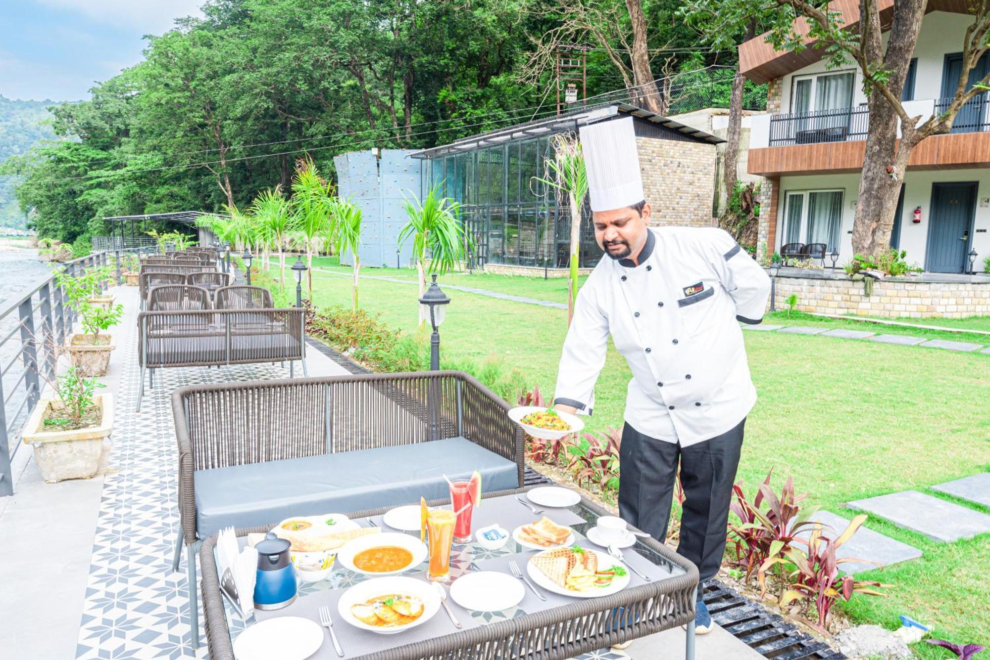 Dls Divine River Resort And Spa, Rishīkesh Zewnętrze zdjęcie