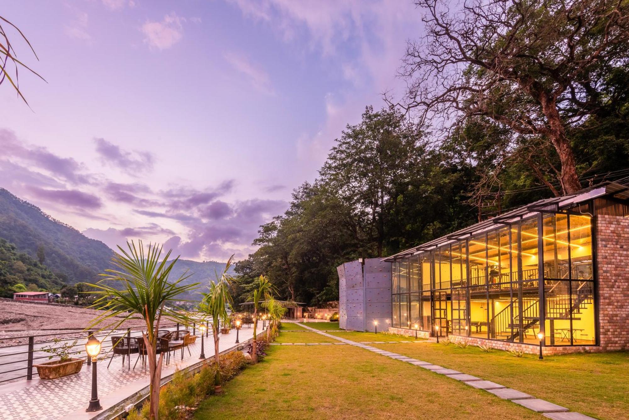 Dls Divine River Resort And Spa, Rishīkesh Zewnętrze zdjęcie