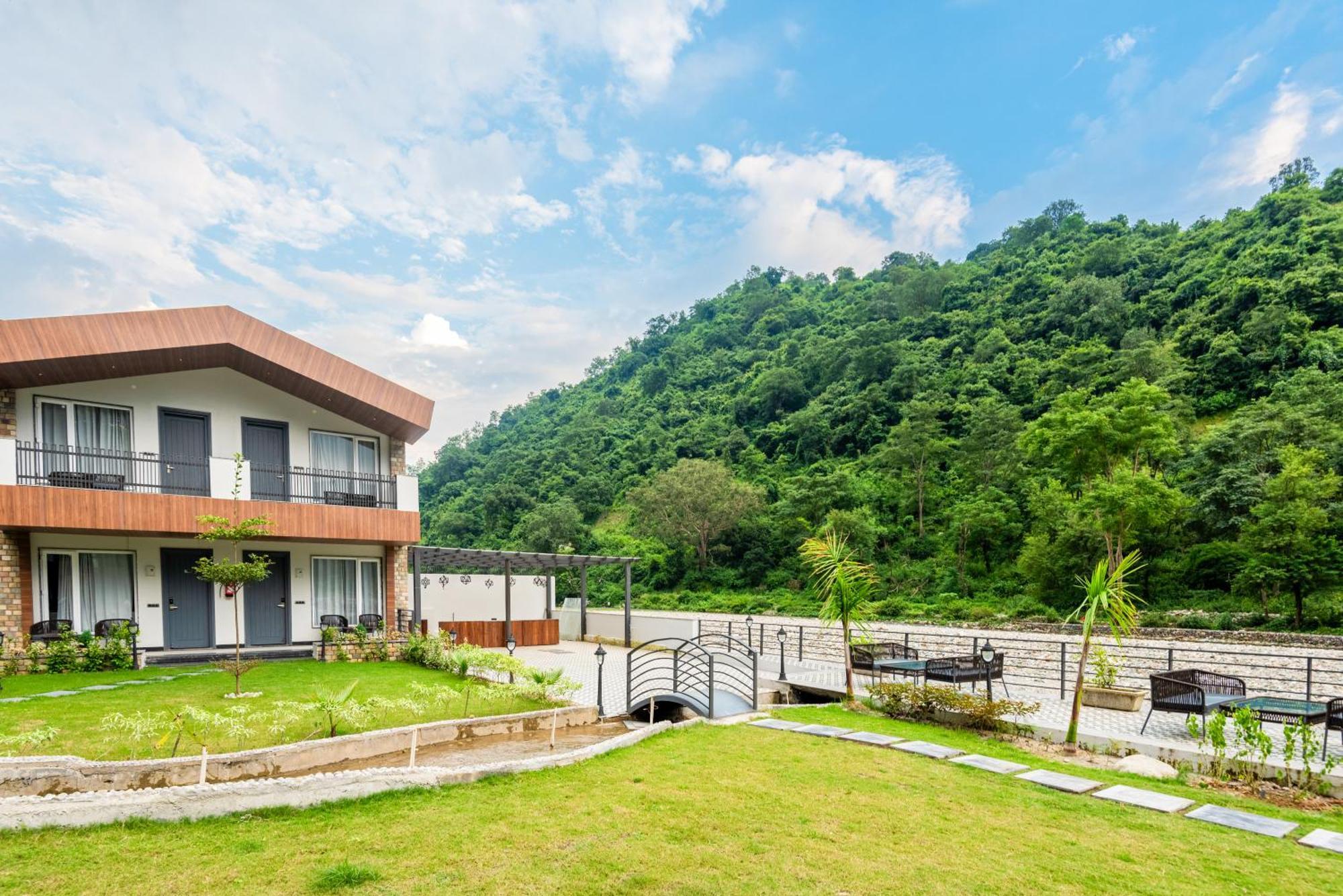 Dls Divine River Resort And Spa, Rishīkesh Zewnętrze zdjęcie